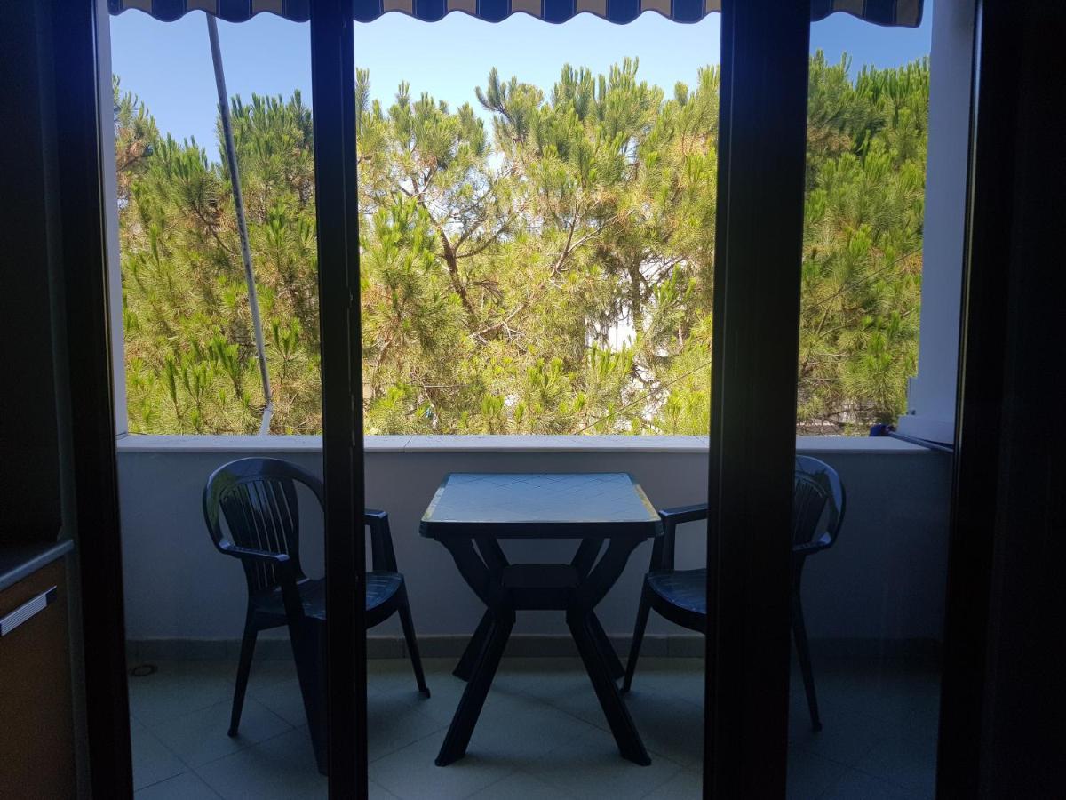 Family Beach 100 Square Metres Apartment Golem  Dış mekan fotoğraf