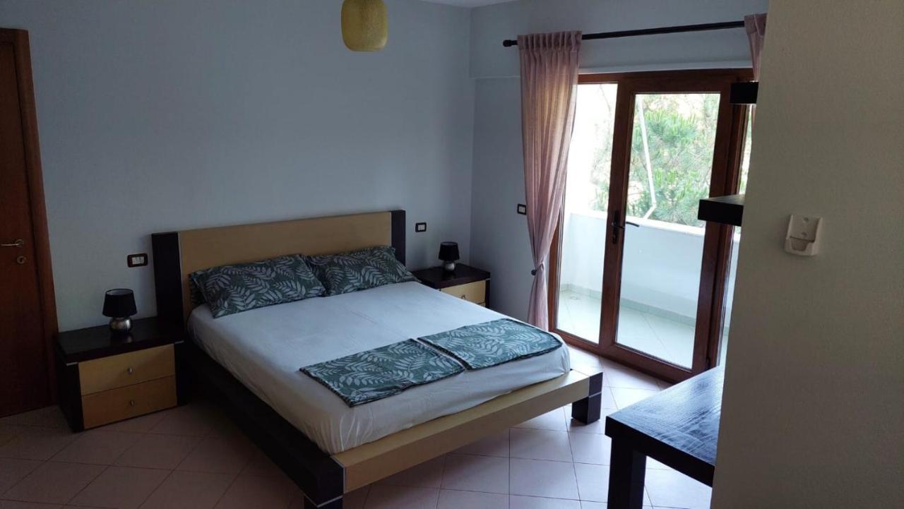 Family Beach 100 Square Metres Apartment Golem  Dış mekan fotoğraf