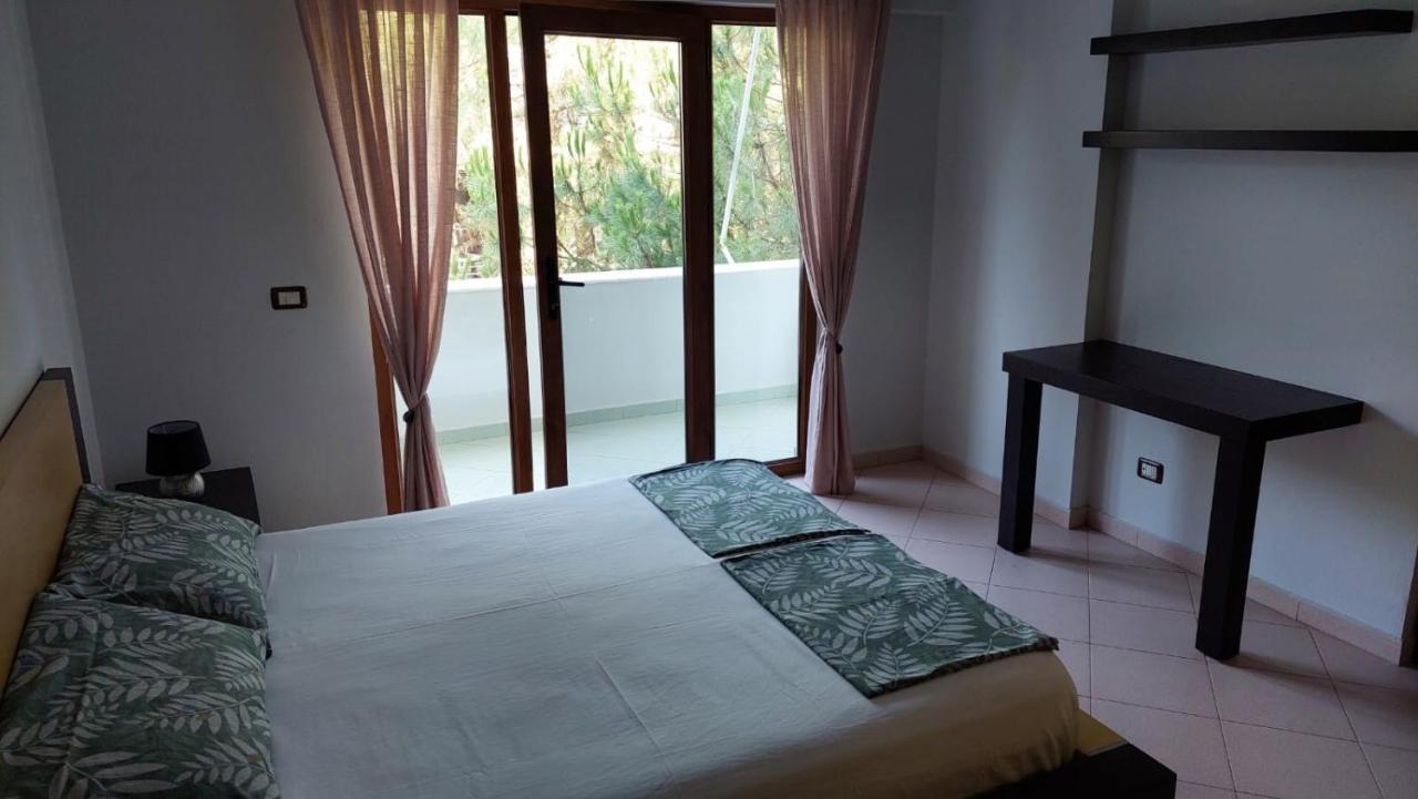 Family Beach 100 Square Metres Apartment Golem  Dış mekan fotoğraf