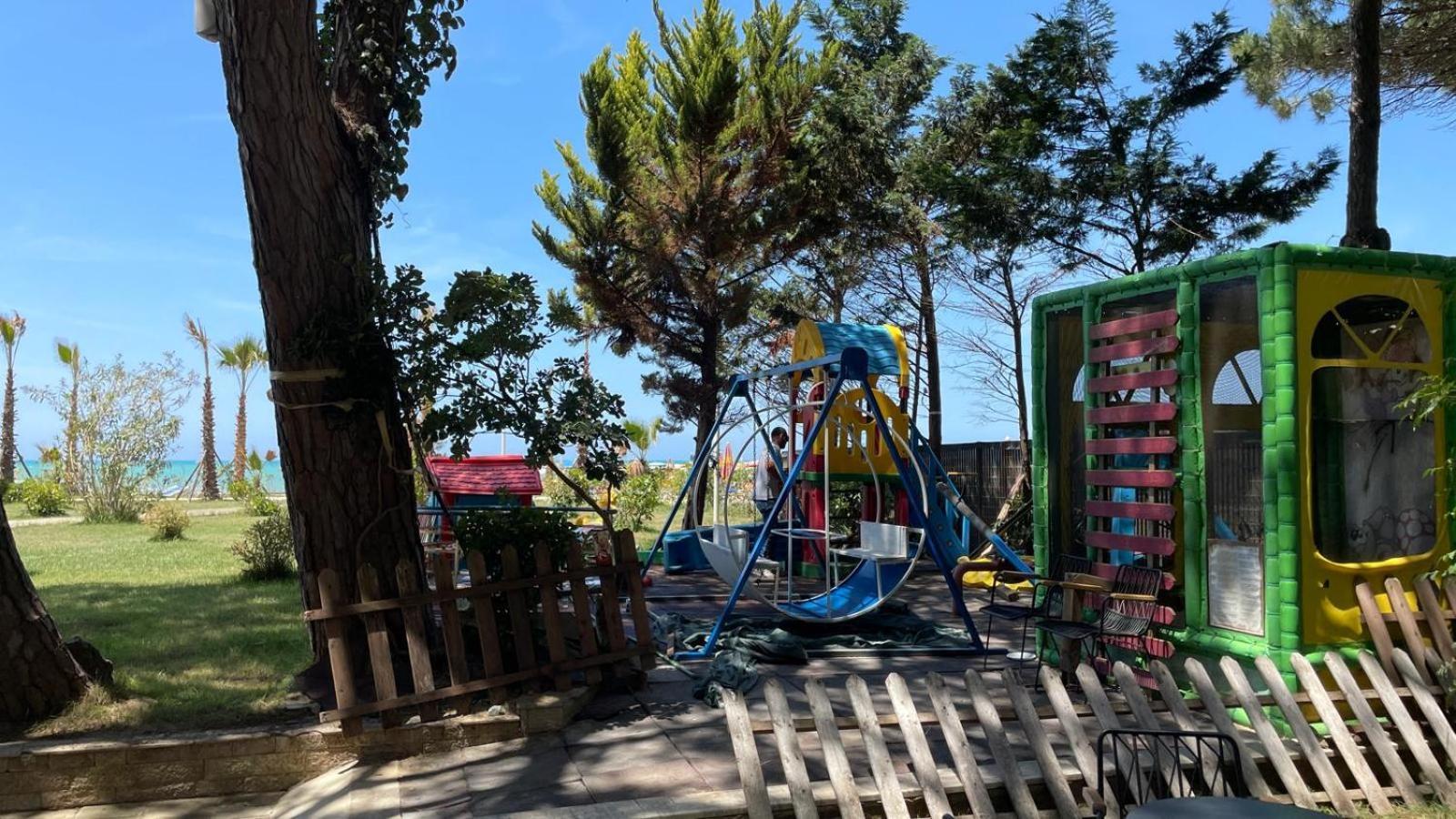 Family Beach 100 Square Metres Apartment Golem  Dış mekan fotoğraf